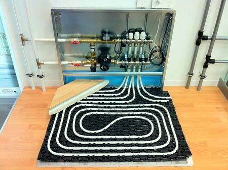 ����� �� ������� ����������� Rehau Rautitan his 32x4,4 (�����: 50 �)