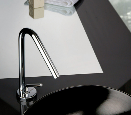 ��������� Paini Pixel 81CR211NEWKM ��� ��������