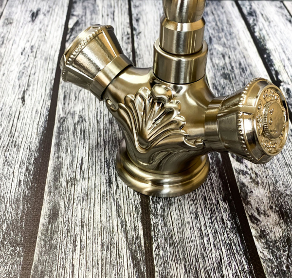 ��������� Milacio Almeria MC.516.SL