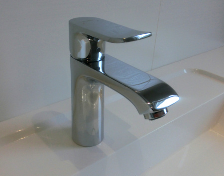 ��������� Hansgrohe Metris 31204000 ��� ��������