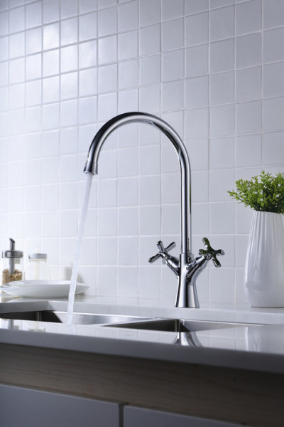 ��������� Lemark Duetto LM5704C ��� �������� �����