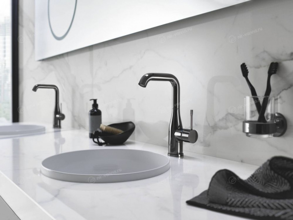 ��������� Grohe Essence New 32628A01 ��� ��������
