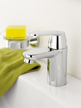 ��������� Grohe Eurosmart Cosmopolitan 32824000 ��� ��������