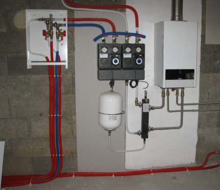 ������� ����� Buderus Logamax U052-28 (28 ���)