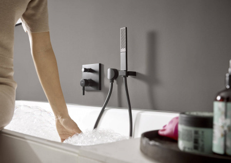 ��������� Hansgrohe Finoris 76415670 ��� ����� � �����, ������� ������