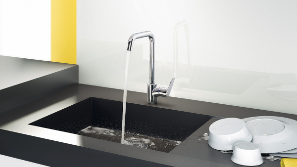 ��������� Hansgrohe Focus 31820800 ��� �������� �����