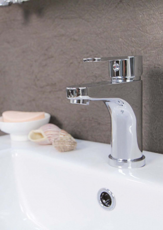  Cezares Laconico C LS 01 W0  