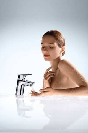 ��������� Hansgrohe Logis 71073000 ��� ��������