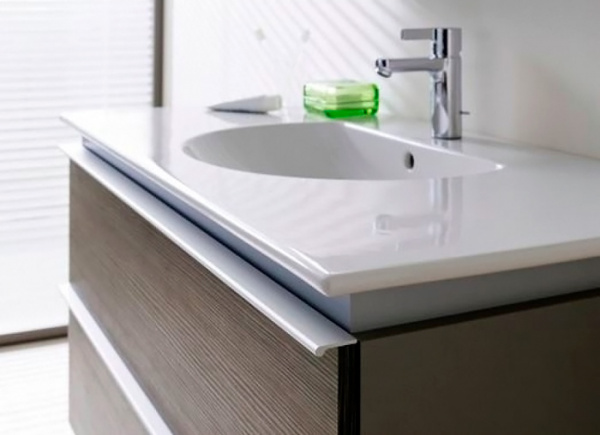 �������� Duravit Darling New 0499100000 (103 ��)