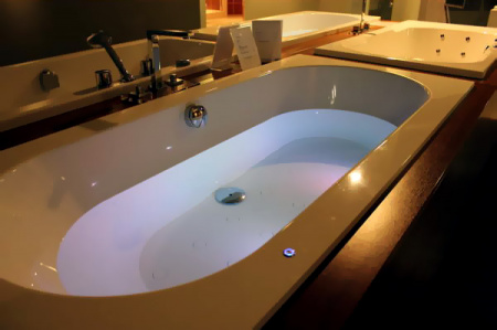 ��������� ����� Villeroy & Boch Oberon UBQ199OBE2V-01 190x90, alpin