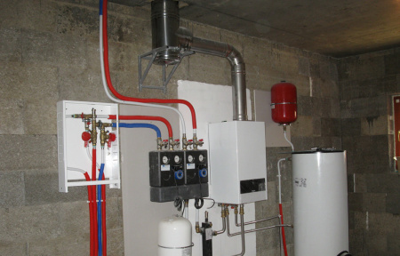 ������� ����� Buderus Logamax U052-28 (28 ���)