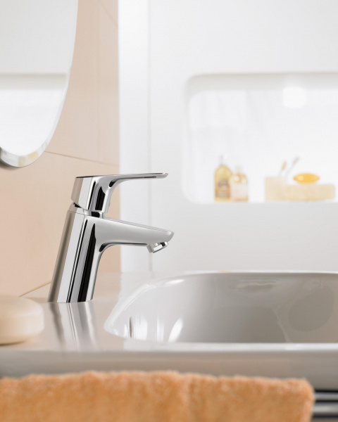 ��������� Hansgrohe Focus E2 31733000 ��� ��������