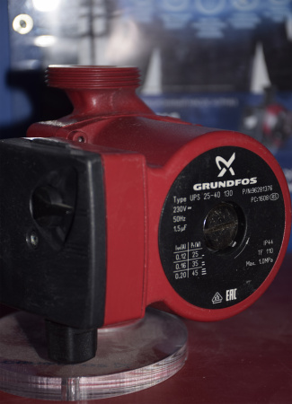 �������������� ����� Grundfos UPS 25-40 130