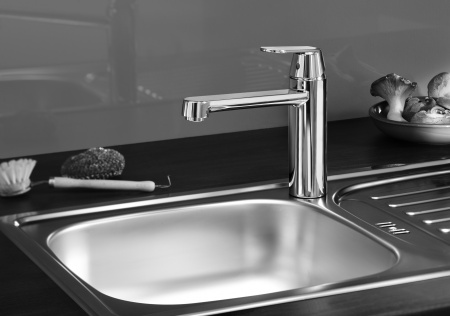 ��������� Grohe Eurosmart Cosmopolitan 32842000 ��� �������� �����
