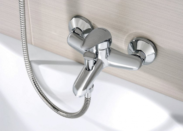 ��������� Ravak Suzan SN 022.00/150 ��� ����� � �����