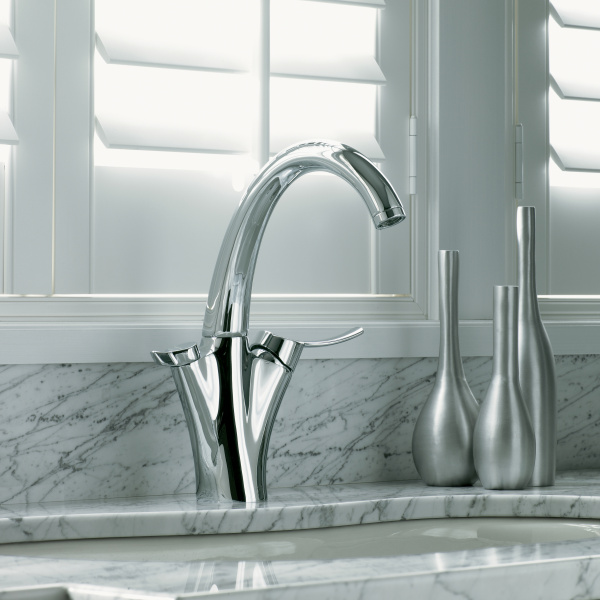 ��������� Jacob Delafon Carafe E18865-CP ��� �������� �����