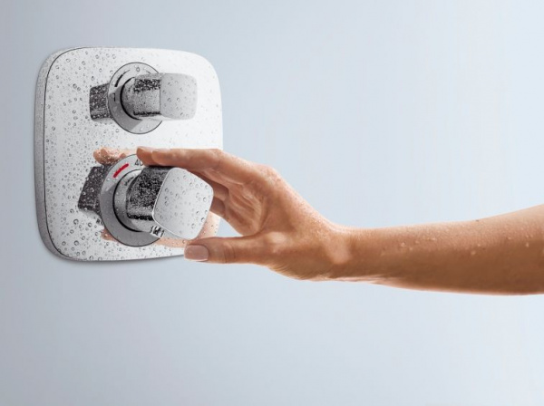 ������� �������� Hansgrohe Croma Select E 27294000