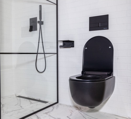 ������ ��������� Berges Wasserhaus Ego Black Rimless 082125 � �����������