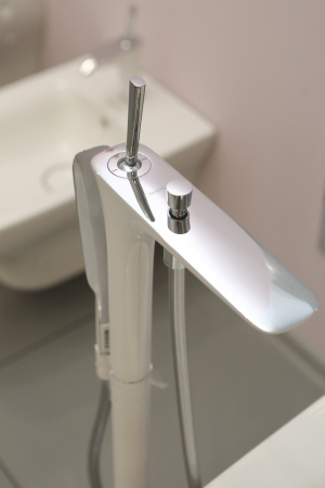 ��������� Hansgrohe PuraVida 15473400 ��� ����� � �����