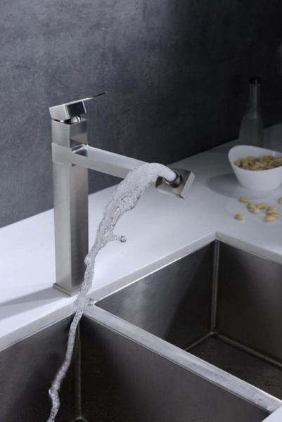 ��������� Oulin OL-8015 ��� �������� �����