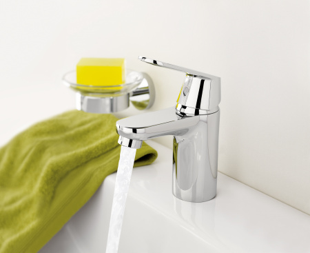 ��������� Grohe Eurosmart Cosmopolitan 32824000 ��� ��������