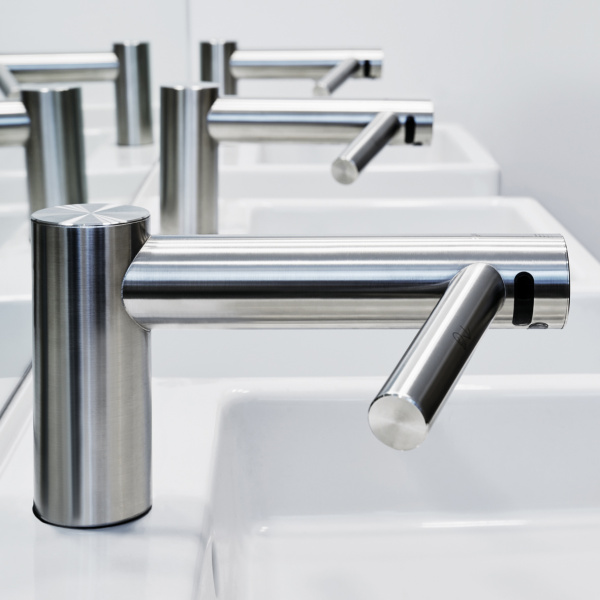 ��������� Dyson Airblade Wash+Dry WD 04 � �������� ��� ���