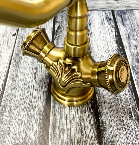 ��������� Milacio Almeria MC.516.BR