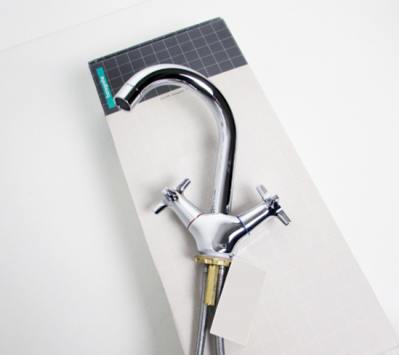 ��������� Hansgrohe Logis Classic 71271000 ��� ��������
