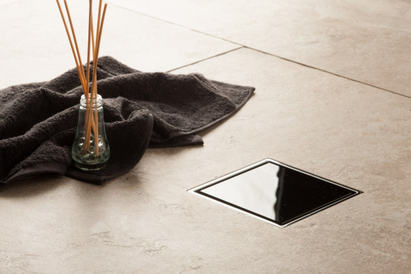   Pestan Confluo Standard Vertical Dry Black Glass 13000110 