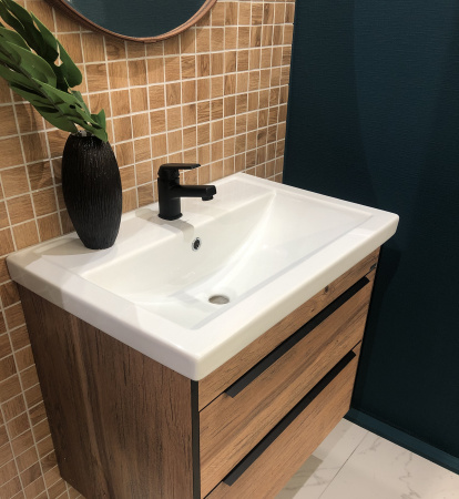 ��������� Orange One Life P02-021b ��� ��������