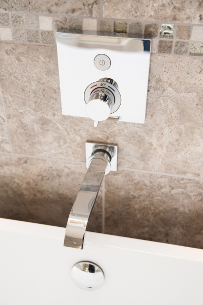 ��������� Hansgrohe ShowerSelect 15762000 ��� ����