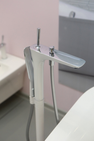 ��������� Hansgrohe PuraVida 15473400 ��� ����� � �����