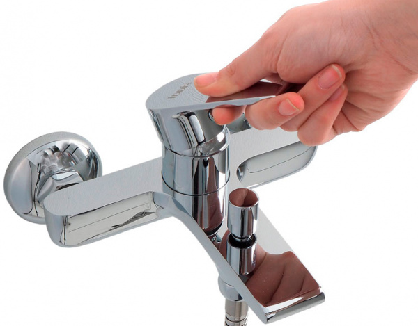 ��������� IDDIS Edifice EDISB00I02WA ��� ����� � �����