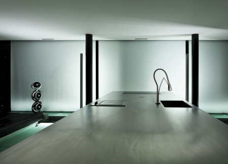 ��������� Paini Hybrid HKCR557TKKM ��� �������� �����