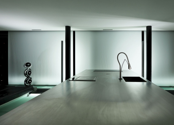 ��������� Paini Hybrid HKCR557TKKM ��� �������� �����