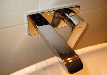 ��������� Hansgrohe Metris 31086000 ��� ��������