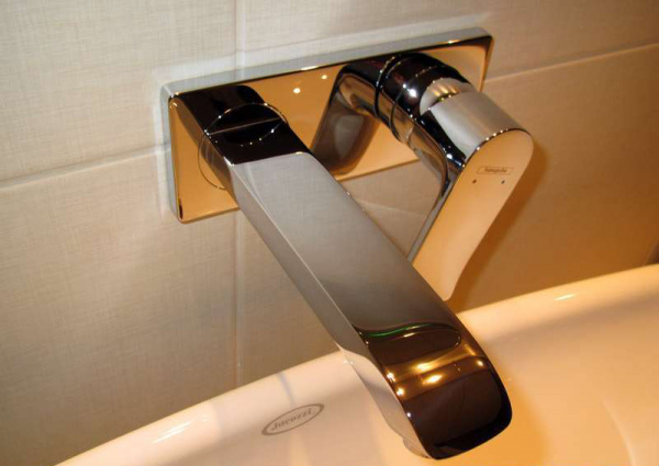 ��������� Hansgrohe Metris 31086000 ��� ��������