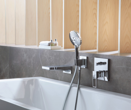 ��������� Hansgrohe Metropol 74545000 ��� ����� � �����