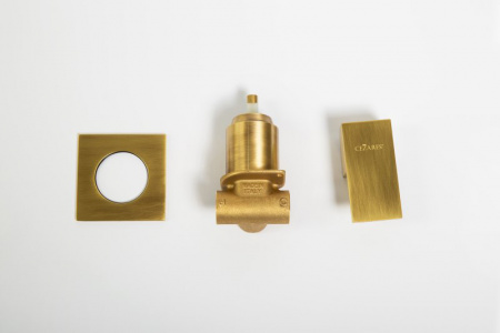 ��������� Cezares Unika DIM-02 � ���������� ������, ��� ����, ������